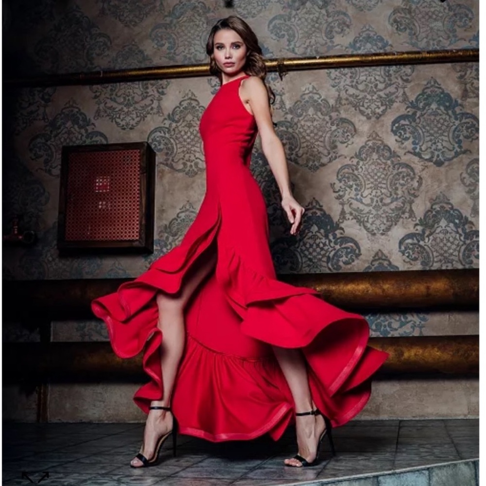 New ▶️ BETSY & ADAM ◀️ Tiered Ruffles Scuba Crepe Gown 4 Petite